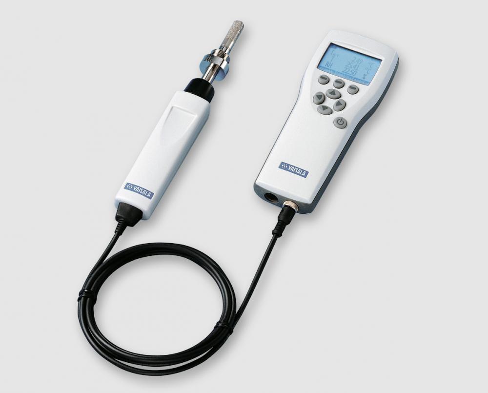 Hand-Held Dewpoint Meter DM70