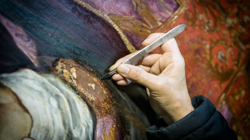 Why Is Humidity So Critical Around Great Works of Art?