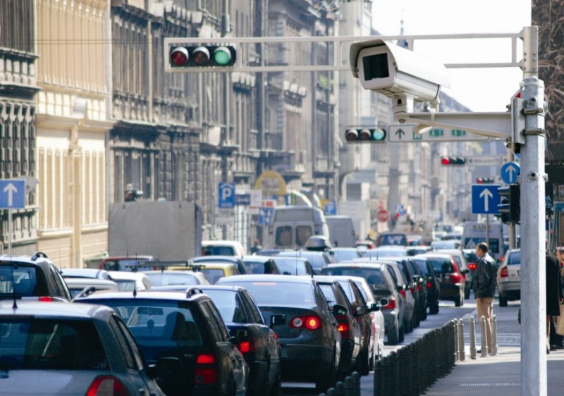 ARK-2150 in Traffic Surveillance